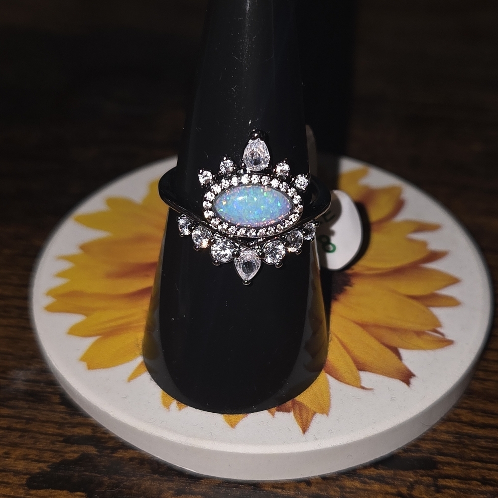 October Collection - Picture 4 of 4